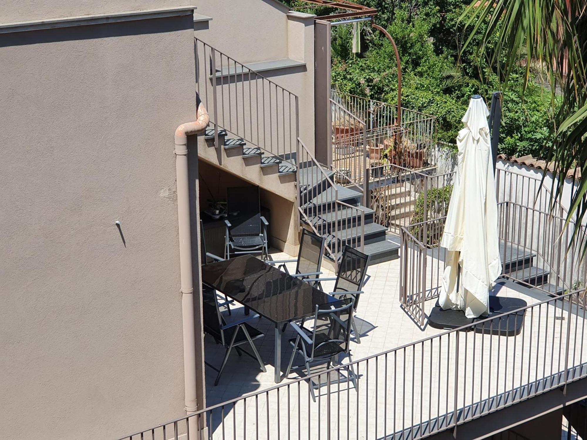 Delightful Relaxing Home With Heated Pool Near Catania, Taormina, The Sea And Mount Etna جاري المظهر الخارجي الصورة
