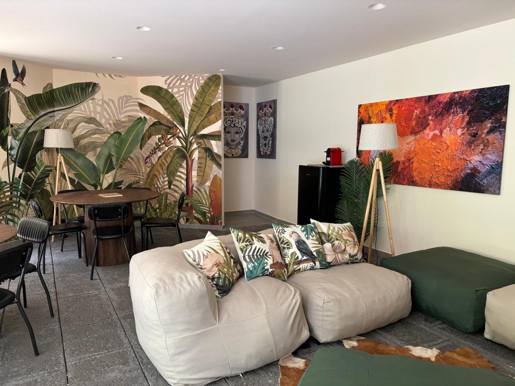 Delightful Relaxing Home With Heated Pool Near Catania, Taormina, The Sea And Mount Etna جاري المظهر الخارجي الصورة